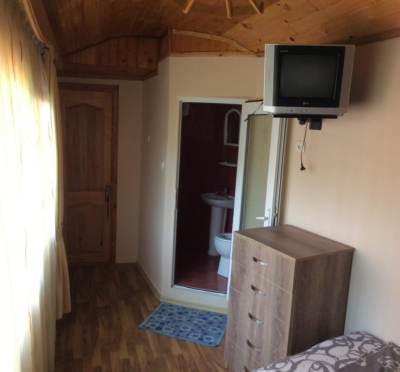 Deluxe Guest House 卡瓦拉提 外观 照片