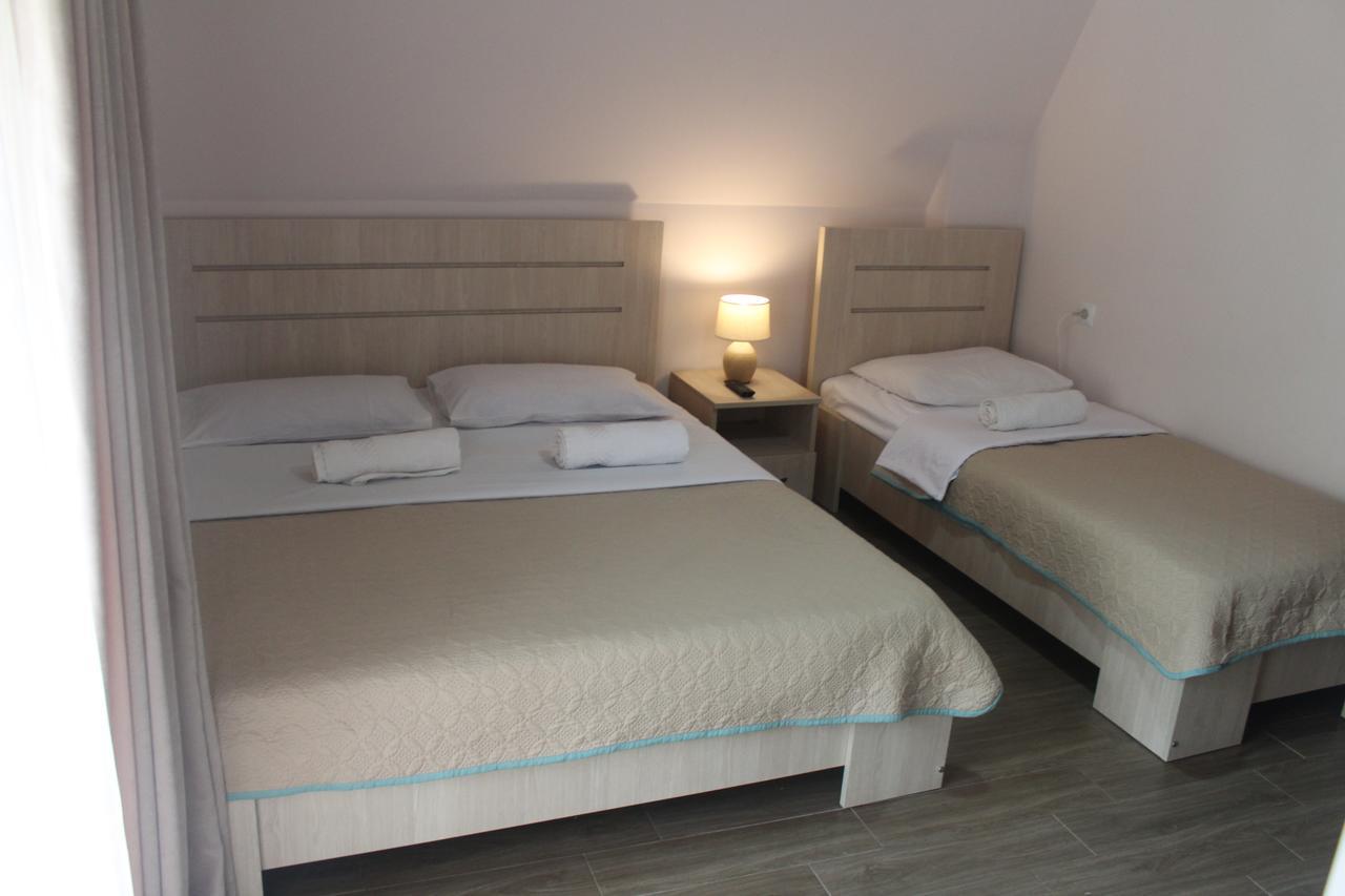 Deluxe Guest House 卡瓦拉提 外观 照片