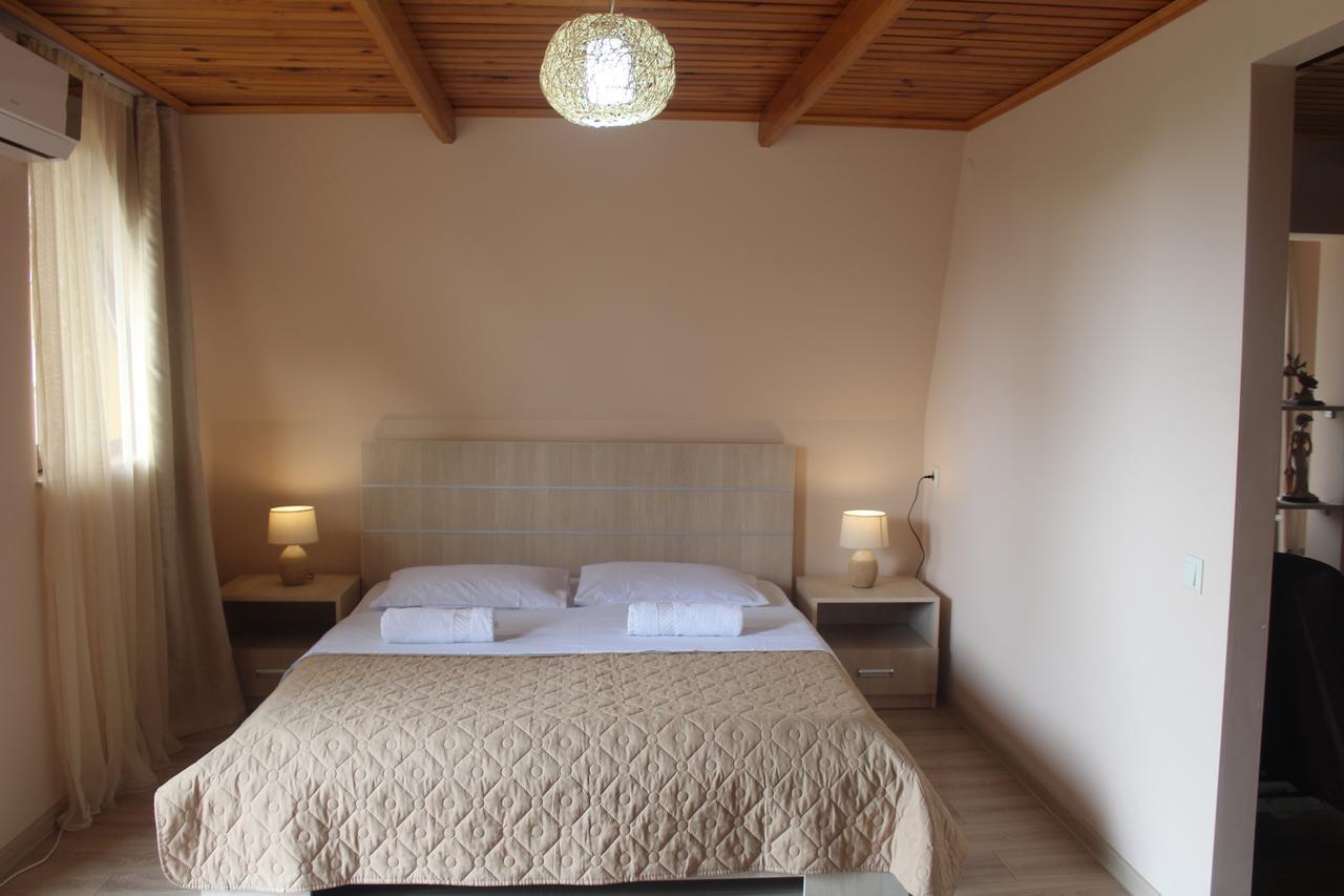 Deluxe Guest House 卡瓦拉提 外观 照片